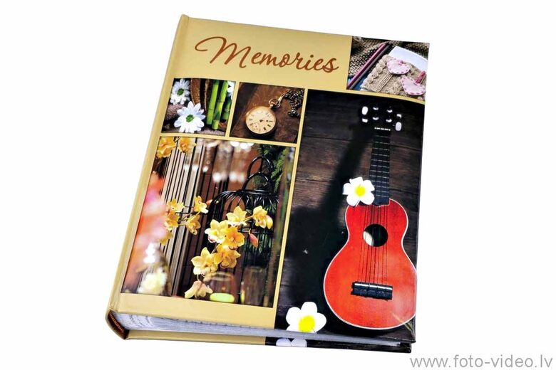 Foto albums 10x15cm 200 bildēm. B-46200S Guitar 2