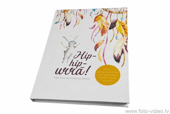 Atmiņu grāmata visai ģimenei.