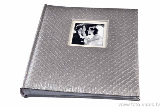 Foto albums ar klasiskām lapām. 30 lapas / 60 lapaspuses. FA-529