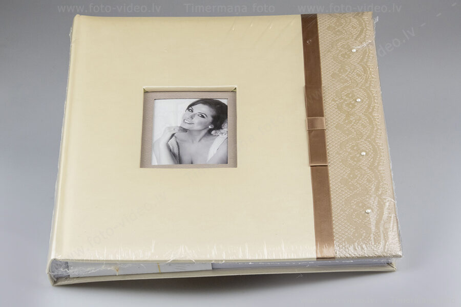 Foto albums ar klasiskām lapām, 60 lappuses.