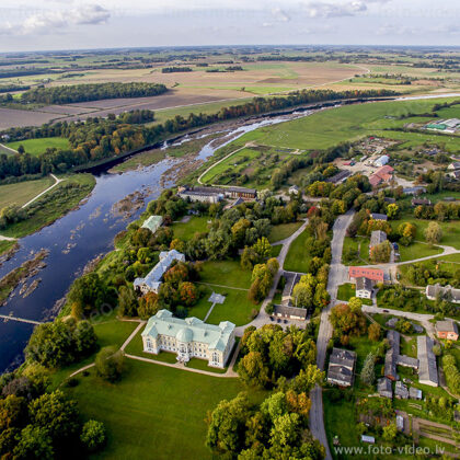 Mežotnes pils, Lielupe
