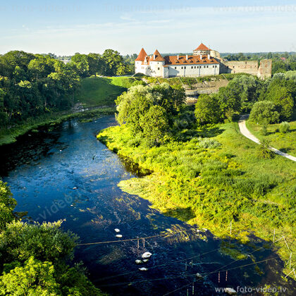 Bauskas pils, Mēmele