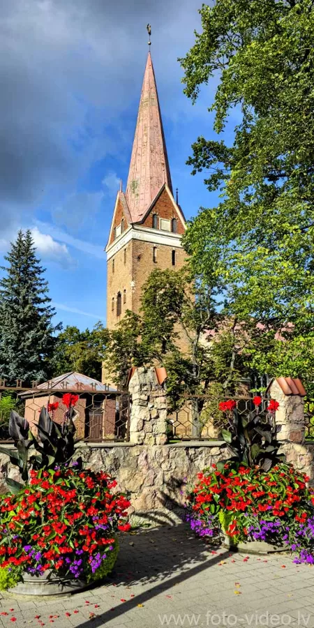 Jelgavas Sv. Annas evaņģēliski luteriskā draudze