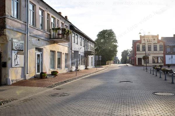 Bauska, Plūdoņa iela